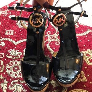 Used Micheal Kors Pumps